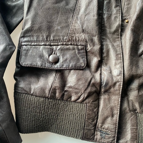 Brown Leather jacket - Picture 6 of 9